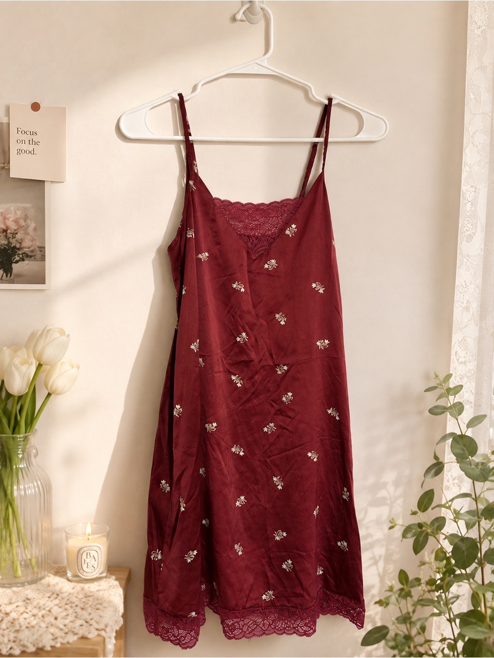 Women’s Lace-Trim Slip Dress in Burgundy
